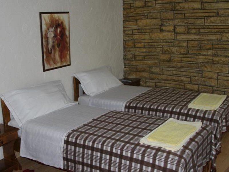 Hotel Nasho Vruho 베라트 외부 사진
