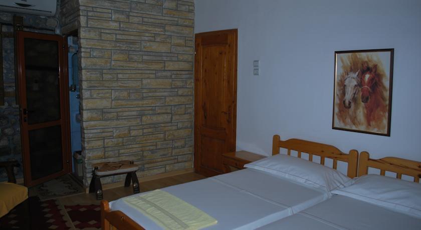 Hotel Nasho Vruho 베라트 외부 사진